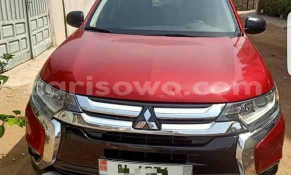 Acheter Neuf Voiture Mitsubishi Outlander Rouge à Cotonou, Benin Acheter Neuf Voiture Mitsubishi Outlander Rouge à Cotonou, Benin
