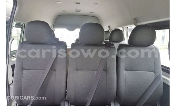 Sayi Imported Toyota Hiace White Mota in Import - Dubai a Benin Sayi Imported Toyota Hiace White Mota in Import - Dubai a Benin