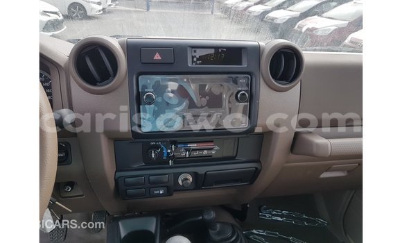 Ra Imported Toyota Land Cruiser Alagara Ọkọ̀ in Import - Dubai ni Benin Ra Imported Toyota Land Cruiser Alagara Ọkọ̀ in Import - Dubai ni Benin