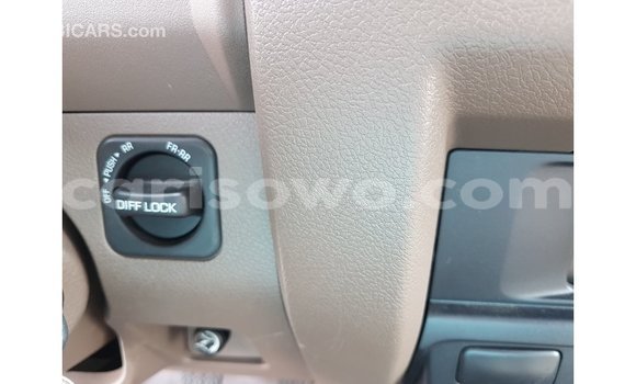Ra Imported Toyota Land Cruiser Alagara Ọkọ̀ in Import - Dubai ni Benin Ra Imported Toyota Land Cruiser Alagara Ọkọ̀ in Import - Dubai ni Benin