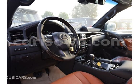 Sayi Imported Lexus LX Black Mota in Import - Dubai a Benin Sayi Imported Lexus LX Black Mota in Import - Dubai a Benin