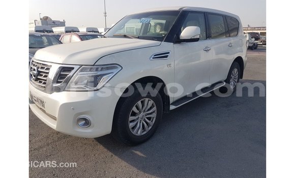 Ra Imported Nissan Patrol funfun Ọkọ̀ in Import - Dubai ni Benin Ra Imported Nissan Patrol funfun Ọkọ̀ in Import - Dubai ni Benin