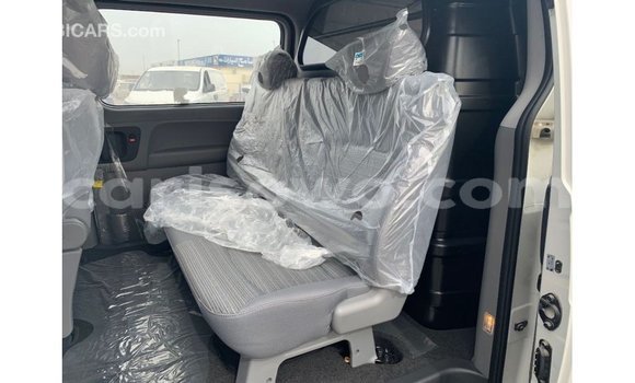 Ra Imported Hyundai Cargo funfun Ọkọ̀ in Import - Dubai ni Benin Ra Imported Hyundai Cargo funfun Ọkọ̀ in Import - Dubai ni Benin