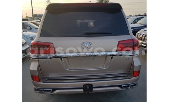 Ra Imported Toyota Land Cruiser Miiran Ọkọ̀ in Import - Dubai ni Benin Ra Imported Toyota Land Cruiser Miiran Ọkọ̀ in Import - Dubai ni Benin