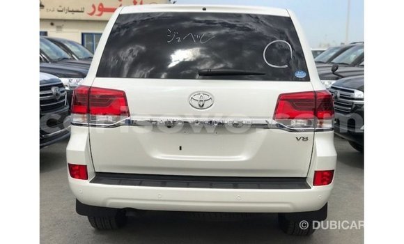 Buy Import Toyota Land Cruiser White Car in Import - Dubai in Benign Buy Import Toyota Land Cruiser White Car in Import - Dubai in Benign