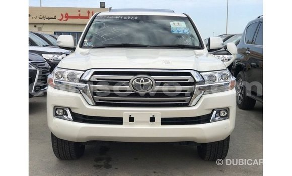 Buy Import Toyota Land Cruiser White Car in Import - Dubai in Benign Buy Import Toyota Land Cruiser White Car in Import - Dubai in Benign
