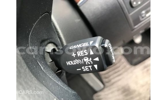 Buy Import Toyota Land Cruiser White Car in Import - Dubai in Benign Buy Import Toyota Land Cruiser White Car in Import - Dubai in Benign