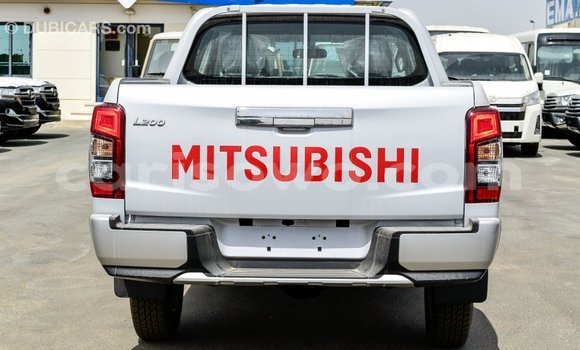 Buy Import Mitsubishi L200 White Car in Import - Dubai in Benign Buy Import Mitsubishi L200 White Car in Import - Dubai in Benign