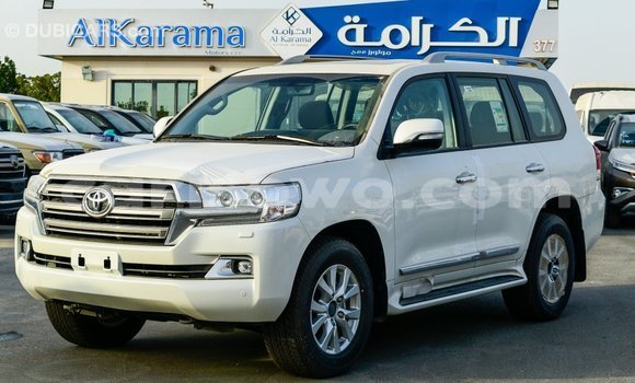 Buy Import Toyota Land Cruiser White Car in Import - Dubai in Benign Buy Import Toyota Land Cruiser White Car in Import - Dubai in Benign