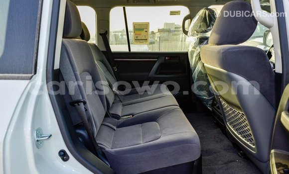 Buy Import Toyota Land Cruiser White Car in Import - Dubai in Benign Buy Import Toyota Land Cruiser White Car in Import - Dubai in Benign