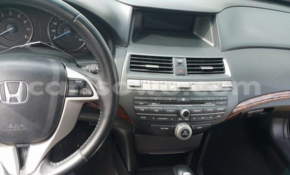 Sayi Na hannu Honda Odyssey Black Mota in Cotonou a Benin Sayi Na hannu Honda Odyssey Black Mota in Cotonou a Benin