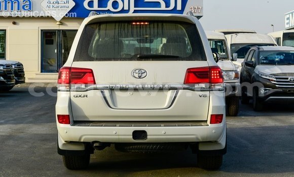 Buy Import Toyota Land Cruiser White Car in Import - Dubai in Benign Buy Import Toyota Land Cruiser White Car in Import - Dubai in Benign