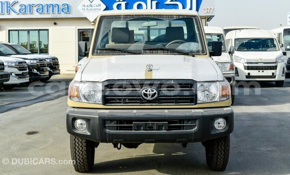 Buy Import Toyota Land Cruiser Beige Car in Import - Dubai in Benign Buy Import Toyota Land Cruiser Beige Car in Import - Dubai in Benign