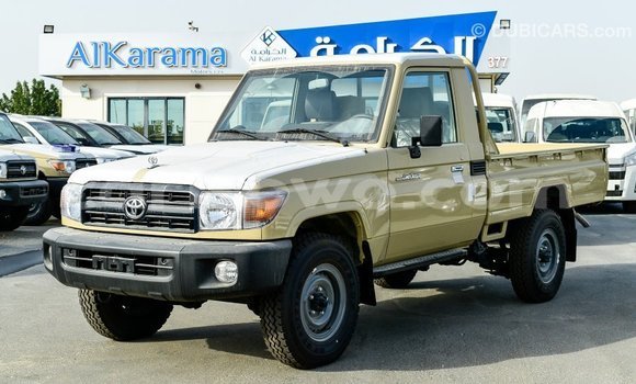 Buy Import Toyota Land Cruiser Beige Car in Import - Dubai in Benign Buy Import Toyota Land Cruiser Beige Car in Import - Dubai in Benign