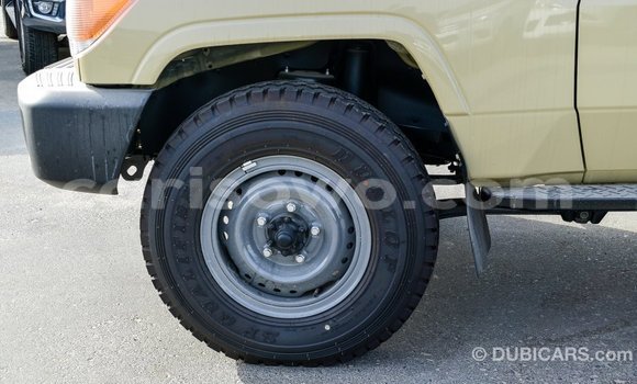 Buy Import Toyota Land Cruiser Beige Car in Import - Dubai in Benign Buy Import Toyota Land Cruiser Beige Car in Import - Dubai in Benign