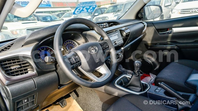 Big with watermark toyota hilux benin import dubai 8337