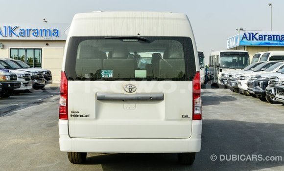 Acheter Import Voiture Toyota Hiace Blanc à Import - Dubai, Benin Acheter Import Voiture Toyota Hiace Blanc à Import - Dubai, Benin