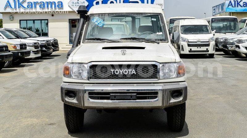 Big with watermark toyota land cruiser benin import dubai 8339