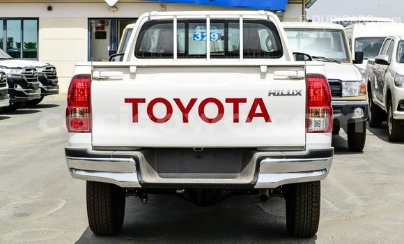 Buy Import Toyota Hilux White Car in Import - Dubai in Benign Buy Import Toyota Hilux White Car in Import - Dubai in Benign