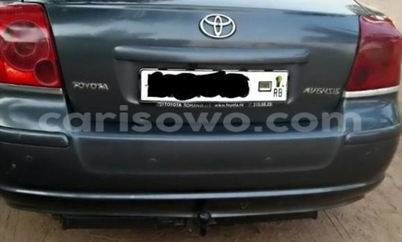 Sayi Na hannu Toyota Avensis Black Mota in Cotonou a Benin Sayi Na hannu Toyota Avensis Black Mota in Cotonou a Benin