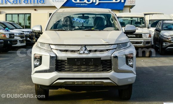Buy Import Mitsubishi L200 White Car in Import - Dubai in Benign Buy Import Mitsubishi L200 White Car in Import - Dubai in Benign