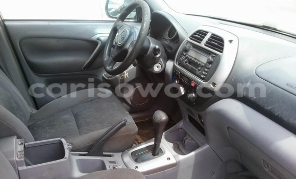 Sayi Na hannu Toyota RAV4 Black Mota in Cotonou a Benin Sayi Na hannu Toyota RAV4 Black Mota in Cotonou a Benin