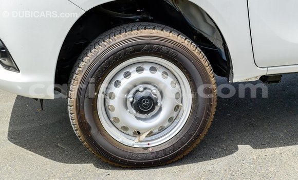 Buy Import Toyota Hilux White Car in Import - Dubai in Benign Buy Import Toyota Hilux White Car in Import - Dubai in Benign