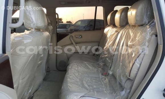 Acheter Import Voiture Nissan Patrol Blanc à Import - Dubai, Benin Acheter Import Voiture Nissan Patrol Blanc à Import - Dubai, Benin