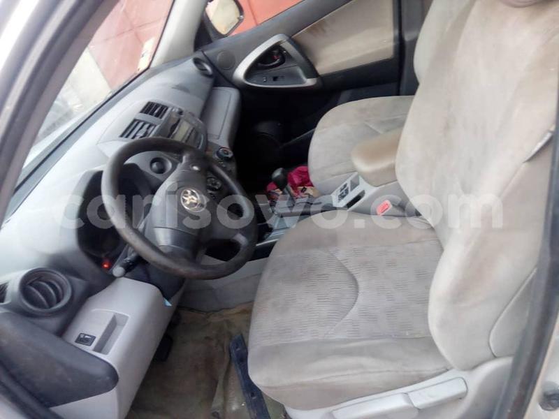 Big with watermark toyota rav4 benin cotonou 8356