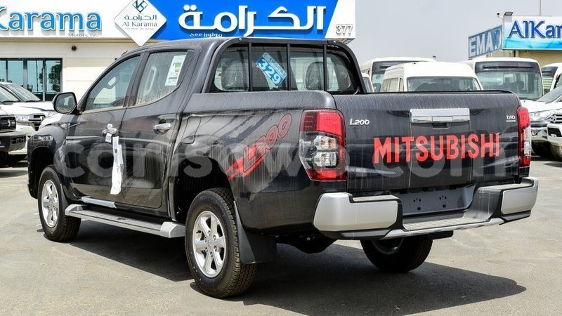Big with watermark mitsubishi l200 benin import dubai 8376