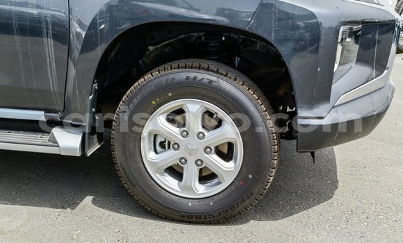 Ra Imported Mitsubishi L200 Black Ọkọ̀ in Import - Dubai ni Benin Ra Imported Mitsubishi L200 Black Ọkọ̀ in Import - Dubai ni Benin