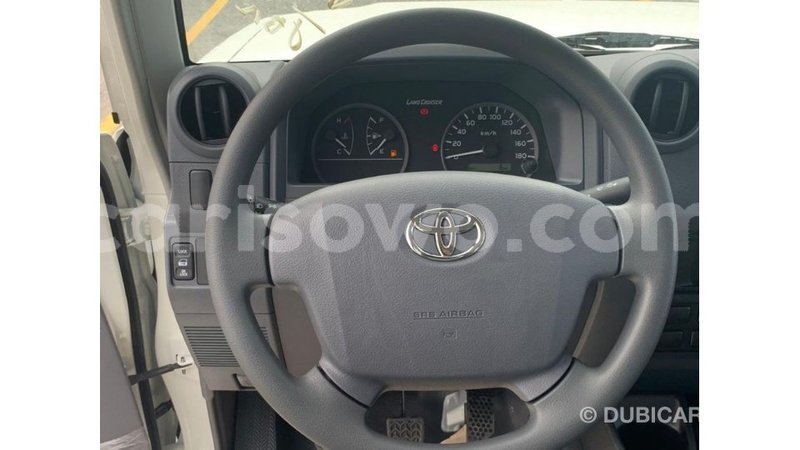 Big with watermark toyota land cruiser benin import dubai 8380