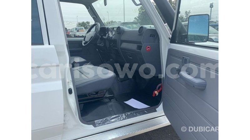 Big with watermark toyota land cruiser benin import dubai 8380