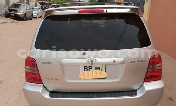 Ra Tuntun Toyota Highlander Silver Ọkọ̀ in Cotonou ni Benin Ra Tuntun Toyota Highlander Silver Ọkọ̀ in Cotonou ni Benin