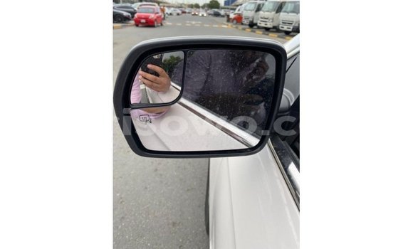 Acheter Import Voiture Ford Edge Blanc à Import - Dubai, Benin Acheter Import Voiture Ford Edge Blanc à Import - Dubai, Benin