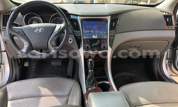 Acheter Neuf Voiture Hyundai Sonata Gris à Cotonou, Benin Acheter Neuf Voiture Hyundai Sonata Gris à Cotonou, Benin