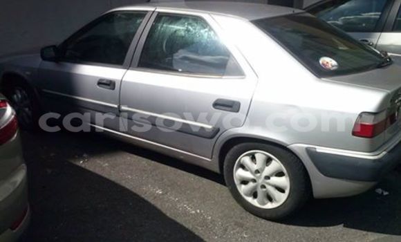 Sayi Na hannu Citroen Xsara Azurfa Mota in Cotonou a Benin