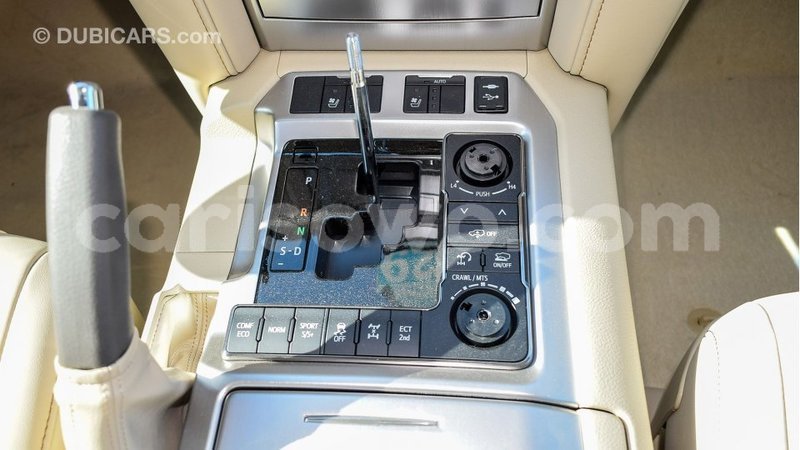 Big with watermark toyota land cruiser benin import dubai 8400