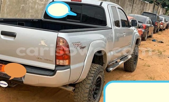 Sayi Na hannu Toyota Tacoma Azurfa Mota in Cotonou a Benin Sayi Na hannu Toyota Tacoma Azurfa Mota in Cotonou a Benin