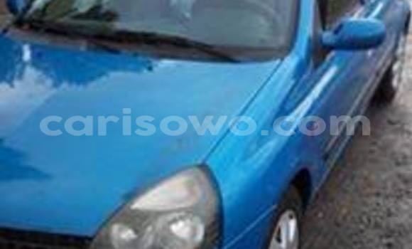 Buy Used Renault 19 Blue Car in Cotonou in Benign Buy Used Renault 19 Blue Car in Cotonou in Benign