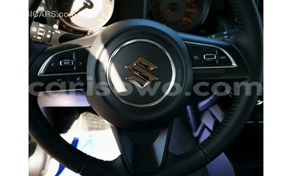 Acheter Import Voiture Suzuki Jimny Vert à Import - Dubai, Benin Acheter Import Voiture Suzuki Jimny Vert à Import - Dubai, Benin