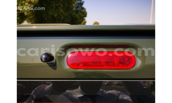 Sayi Imported Suzuki Jimny Green Mota in Import - Dubai a Benin Sayi Imported Suzuki Jimny Green Mota in Import - Dubai a Benin