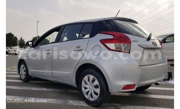 Sayi Imported Toyota Yaris Sauran Mota in Import - Dubai a Benin Sayi Imported Toyota Yaris Sauran Mota in Import - Dubai a Benin