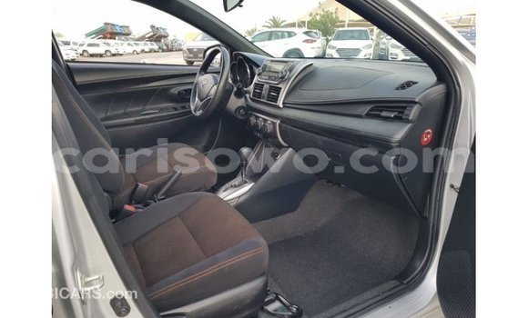 Sayi Imported Toyota Yaris Sauran Mota in Import - Dubai a Benin Sayi Imported Toyota Yaris Sauran Mota in Import - Dubai a Benin