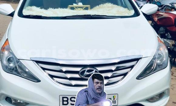 Buy New Hyundai Sonata White Car in Cotonou in Benign Buy New Hyundai Sonata White Car in Cotonou in Benign