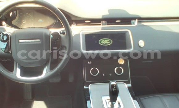 Acheter Neuf Voiture Land Rover Range Rover Noir à Cotonou, Benin Acheter Neuf Voiture Land Rover Range Rover Noir à Cotonou, Benin