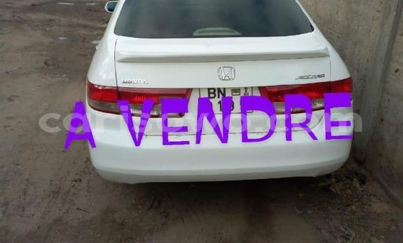 Ra Àlòkù Honda Accord funfun Ọkọ̀ in Cotonou ni Benin Ra Àlòkù Honda Accord funfun Ọkọ̀ in Cotonou ni Benin