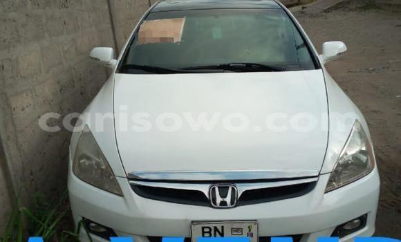 Ra Àlòkù Honda Accord funfun Ọkọ̀ in Cotonou ni Benin Ra Àlòkù Honda Accord funfun Ọkọ̀ in Cotonou ni Benin