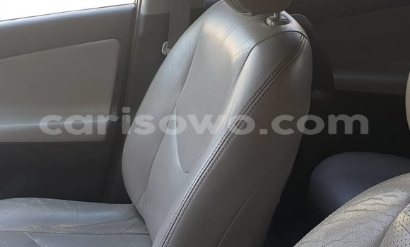 Ra Àlòkù Toyota RAV4 Blue Ọkọ̀ in Cotonou ni Benin Ra Àlòkù Toyota RAV4 Blue Ọkọ̀ in Cotonou ni Benin