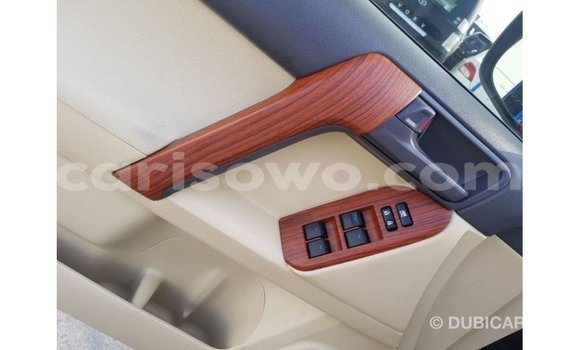 Acheter Import Voiture Toyota Prado Noir à Import - Dubai, Benin Acheter Import Voiture Toyota Prado Noir à Import - Dubai, Benin